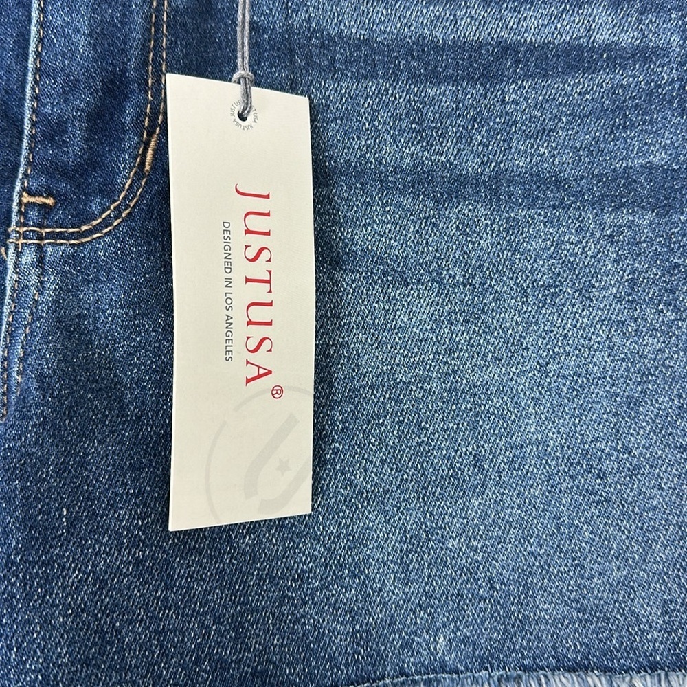 JUST USA Blue Denim Jean HighRise Cutoff frayed Shorts Medium NWT - Picture 3 of 9